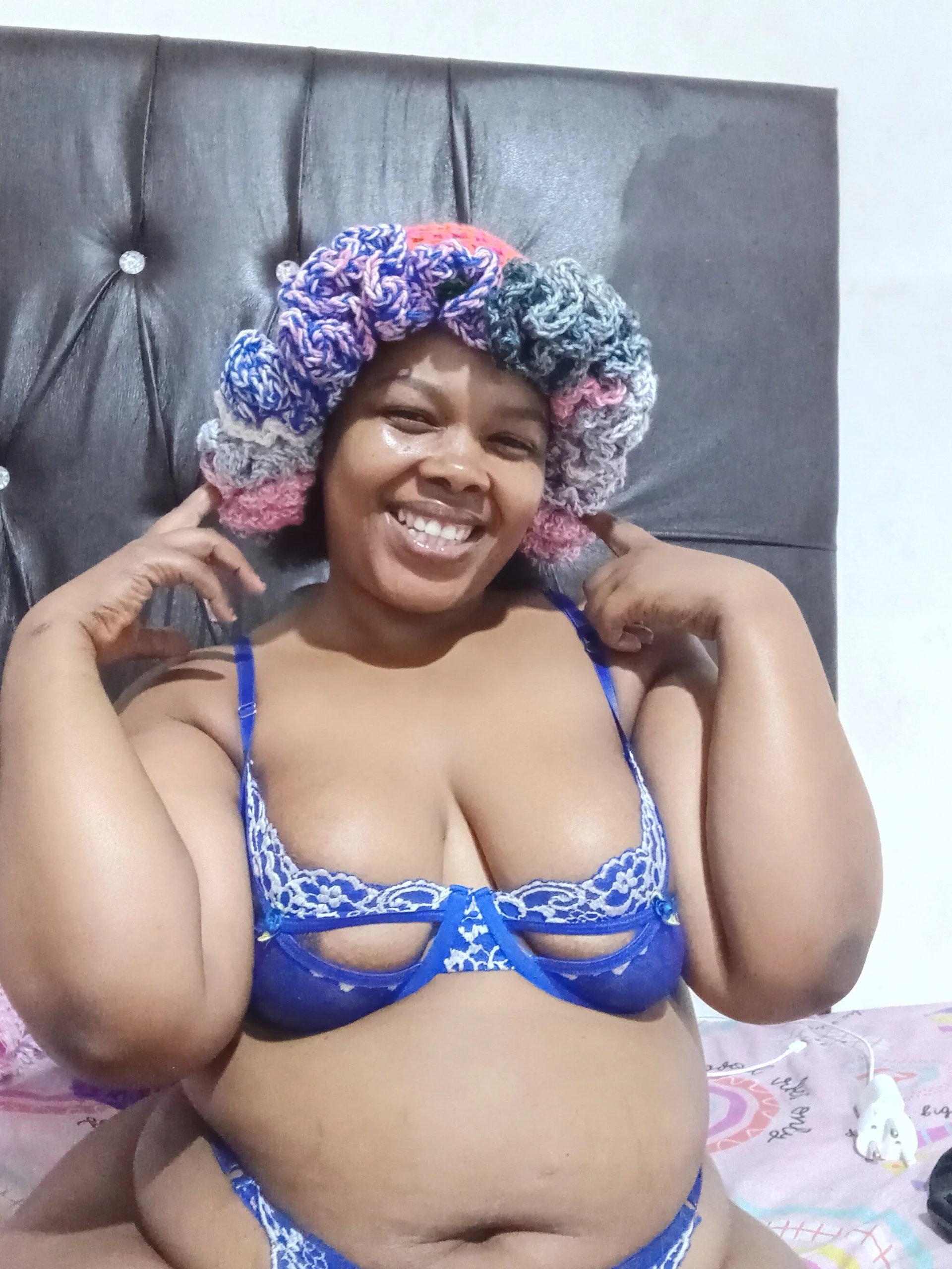 XXX Porn Photo of Nude BigbootyNickyx 3