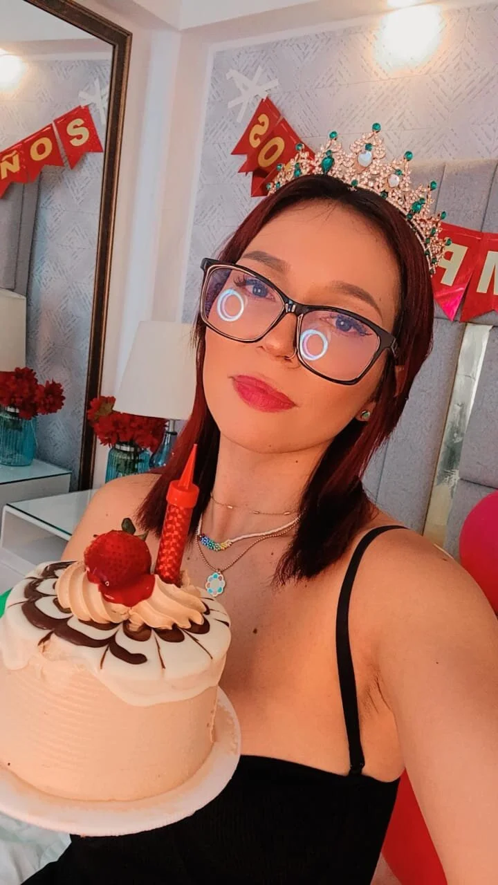 XXX Porn Photo of Nude Camilaa_Sanchez_ 8