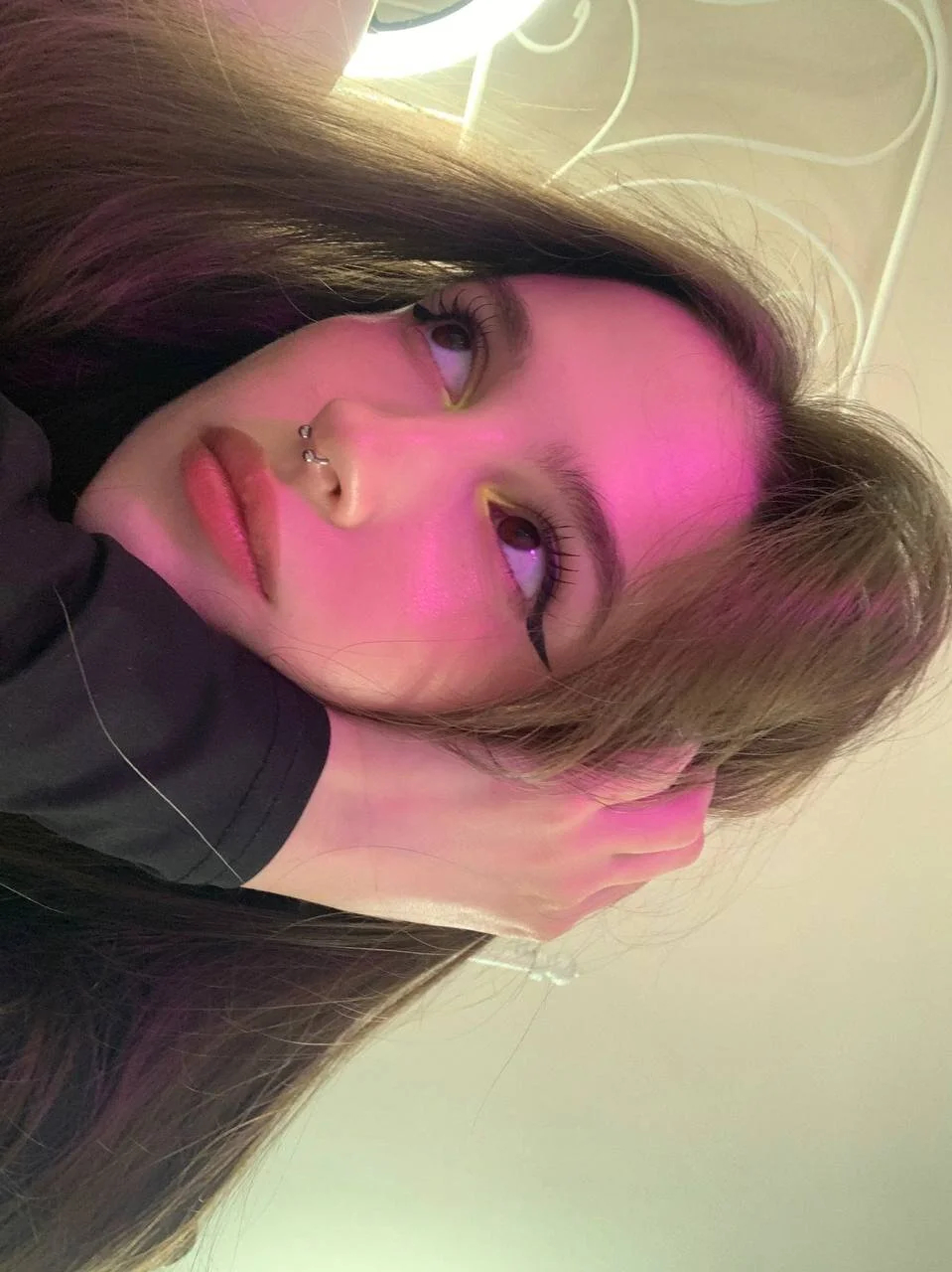 XXX Porn Photo of Nude NeonShine 1