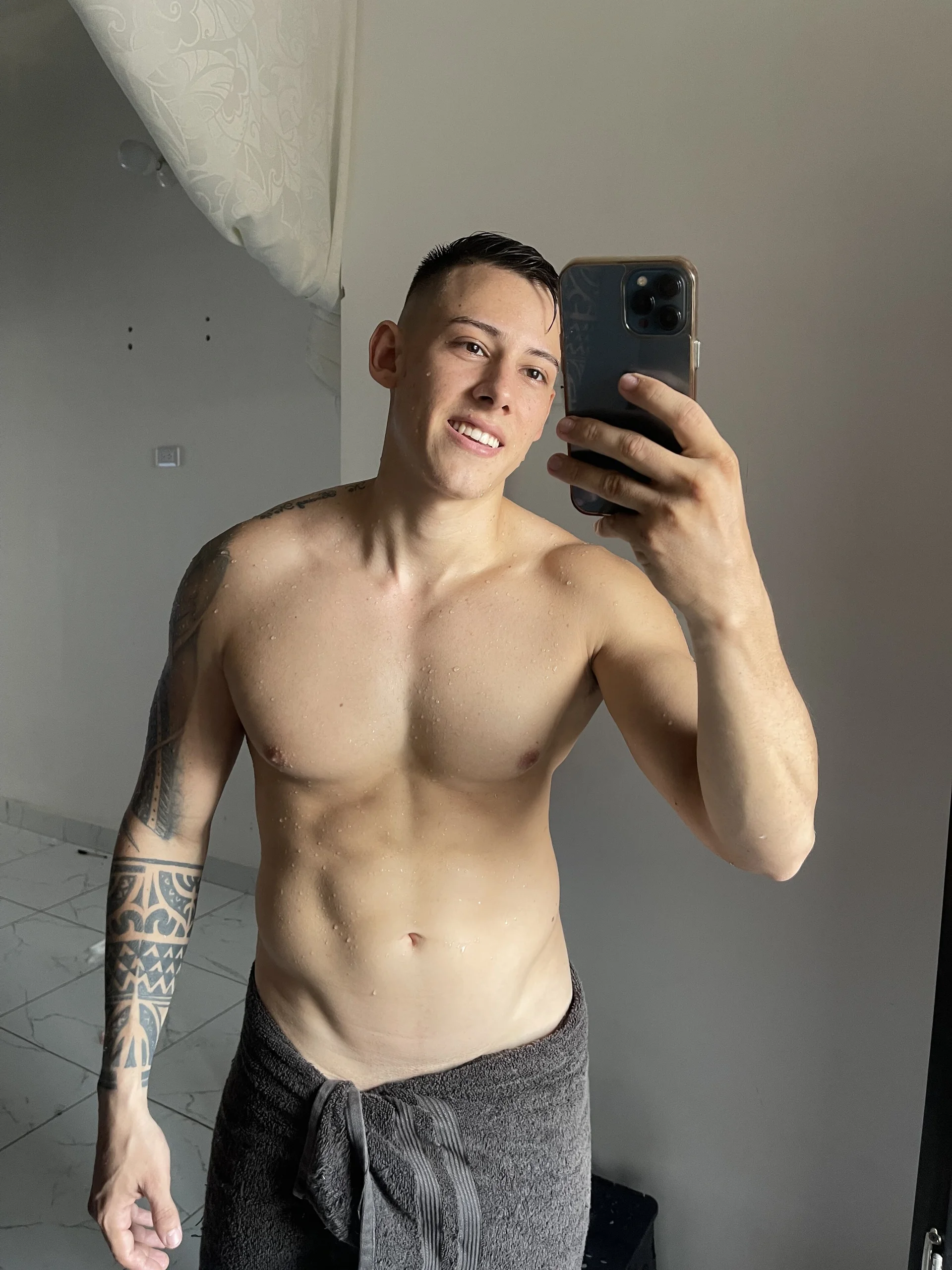 XXX Porn Photo of Nude Muscle_King_Cum 68