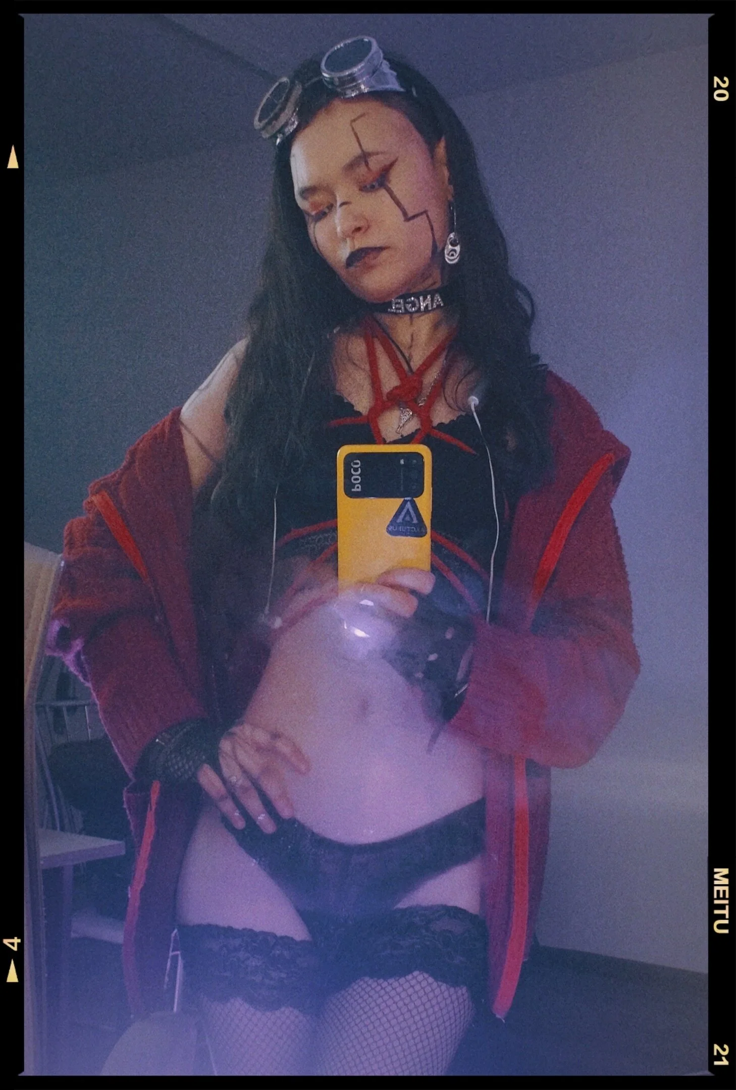 XXX Porn Photo of Nude Emily_Strikeee 26