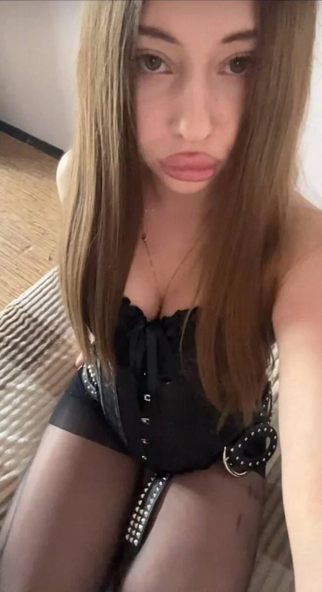 XXX Porn Photo of Nude Milkyvoyer 4