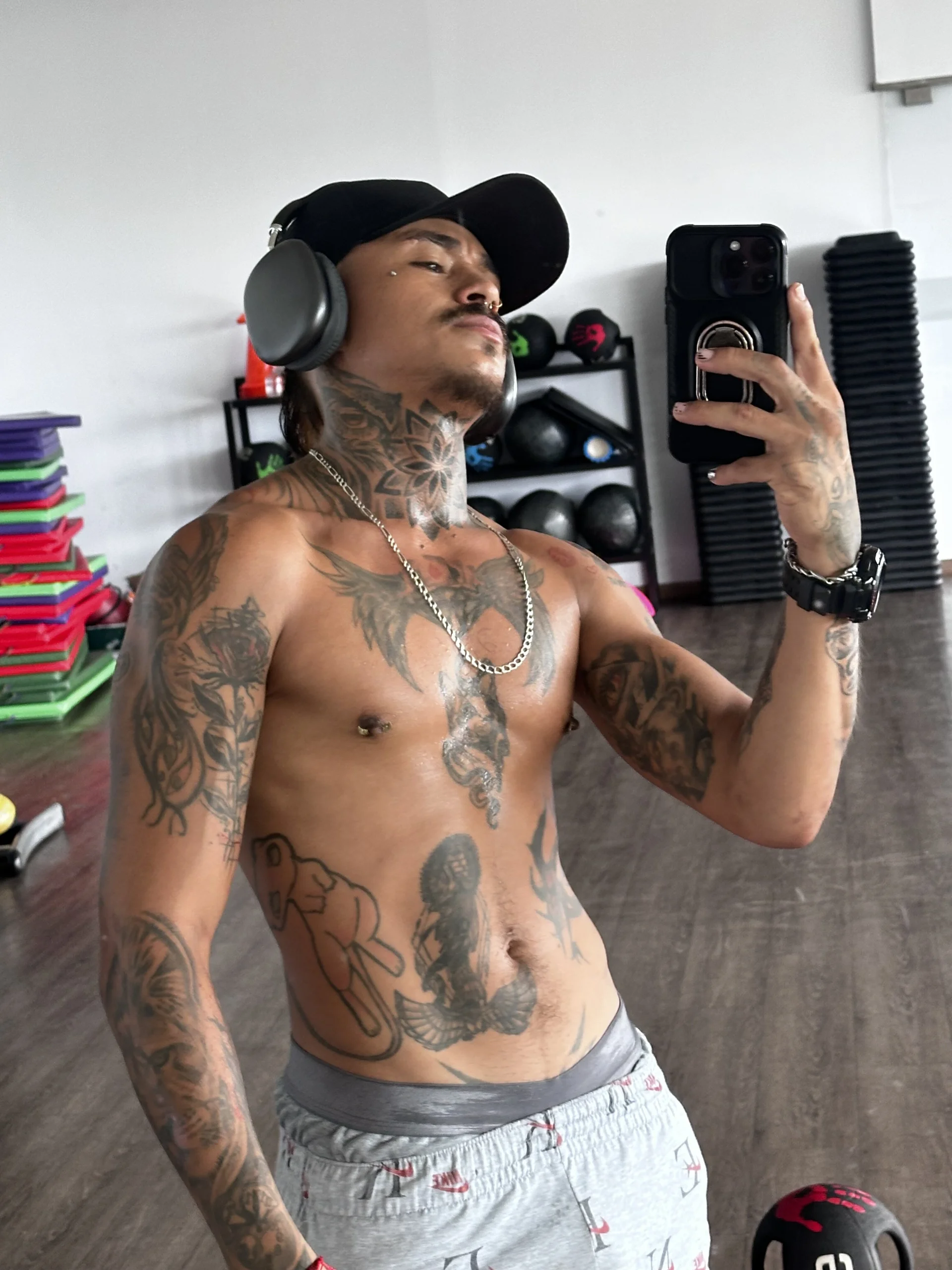 XXX Porn Photo of Nude ryder_hotskin 4