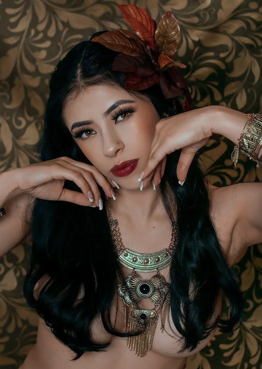 XXX Porn Photo of Nude EmillySanders 5