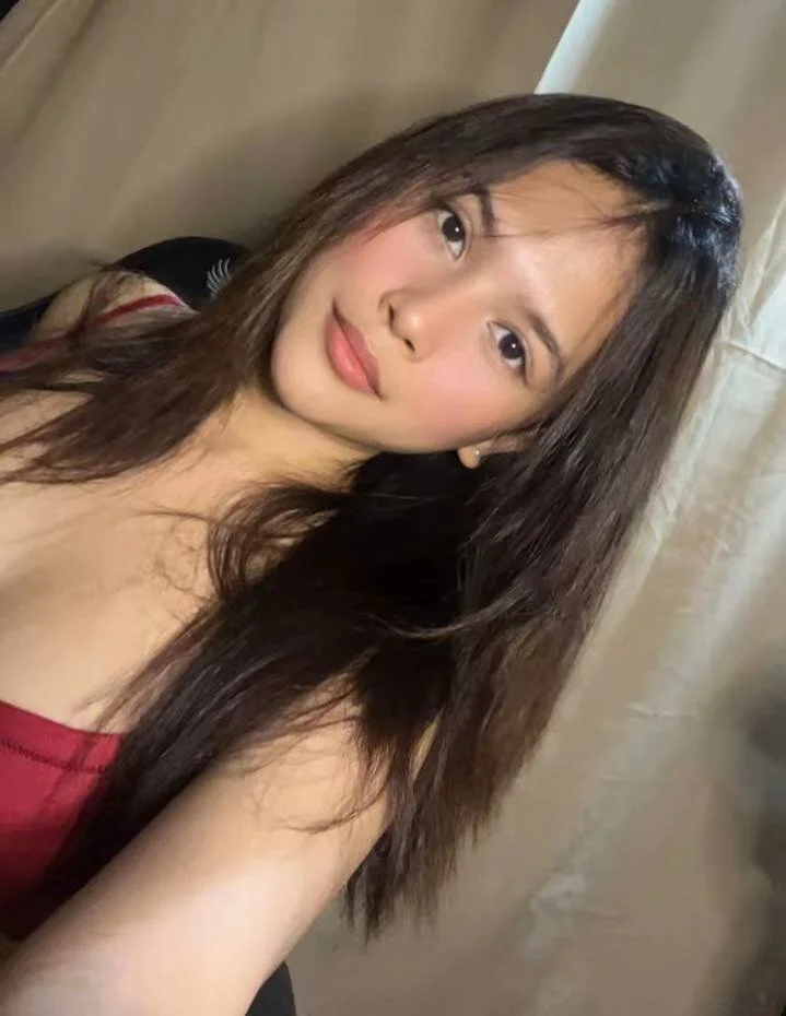 XXX Porn Photo of Nude AdahGetman 3