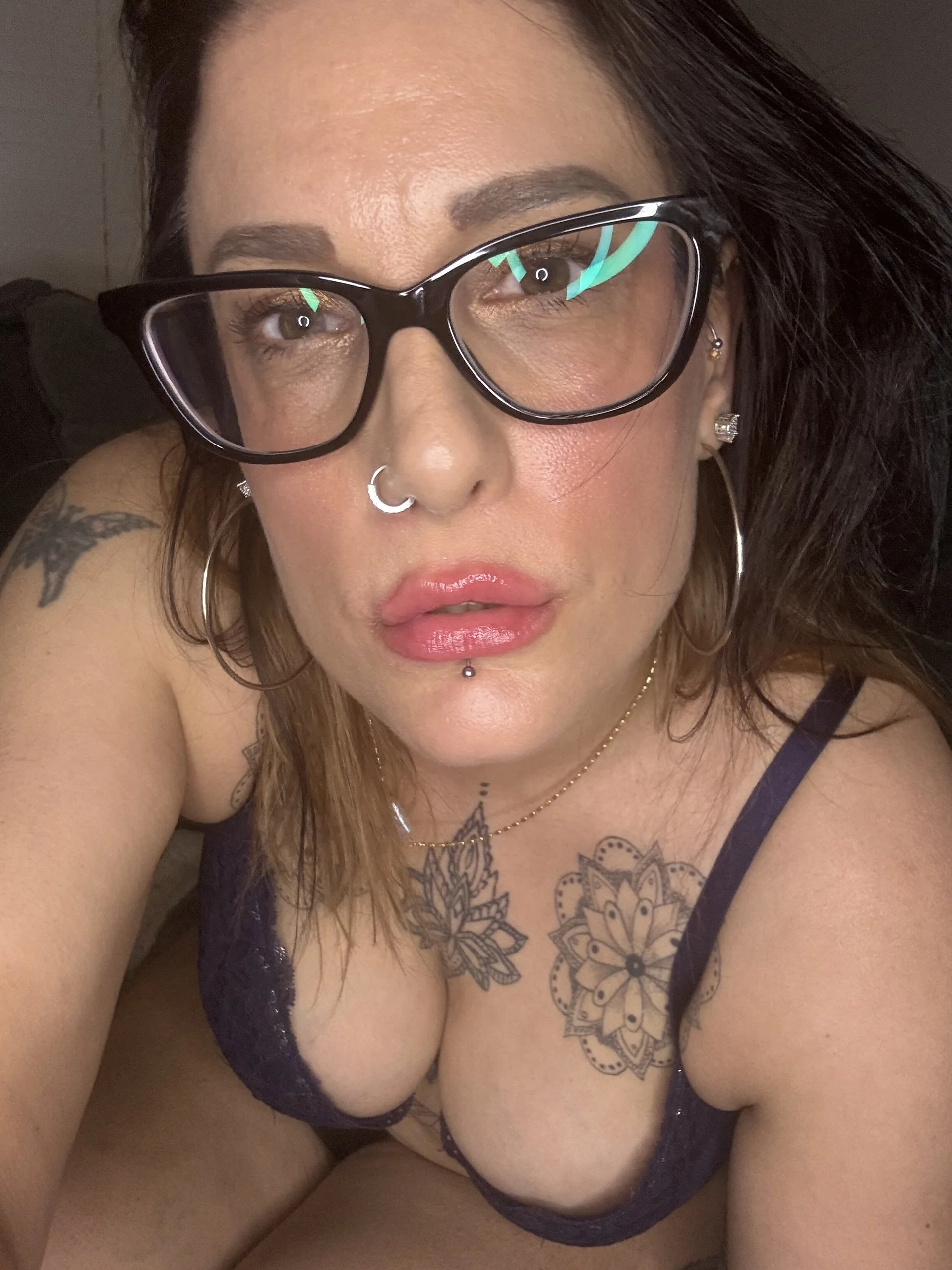 XXX Porn Photo of Nude Itsivybelle_filthymilfuk 3