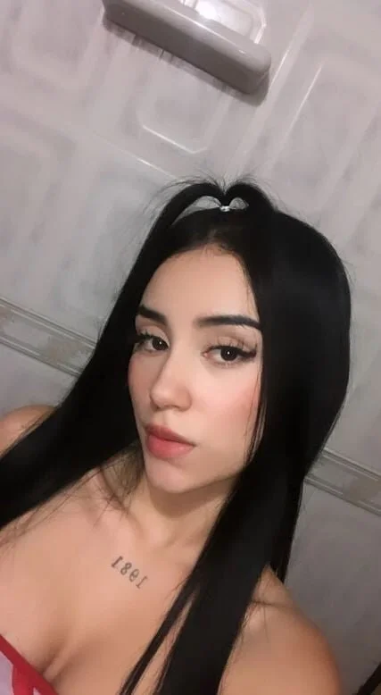 XXX Porn Photo of Nude CristalCornner_ 2