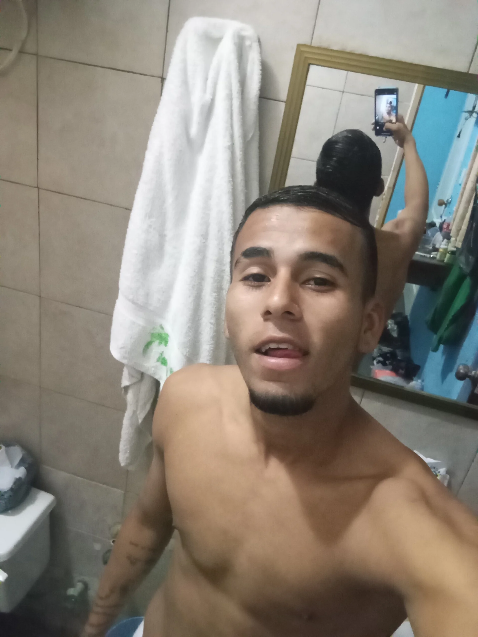 XXX Porn Photo of Nude Rodrisanchez_12 3