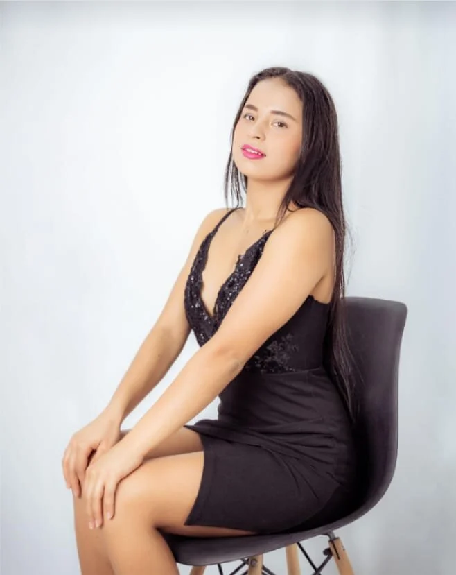 XXX Porn Photo of Nude evelyn_23 6
