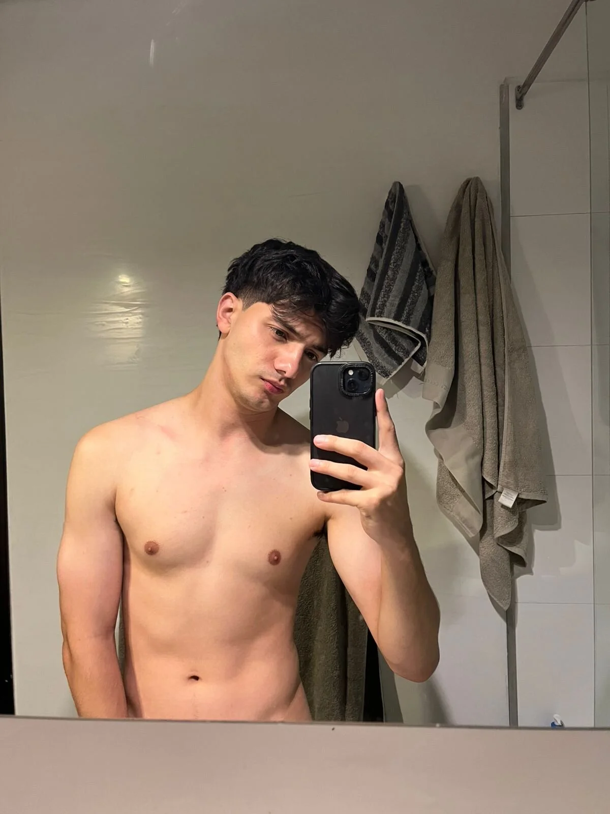 XXX Porn Photo of Nude kyron__jobs 14