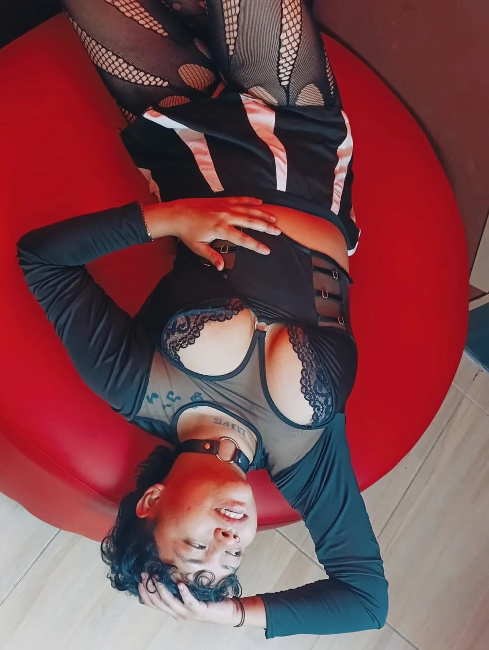 XXX Porn Photo of Nude NikiEvanz 4