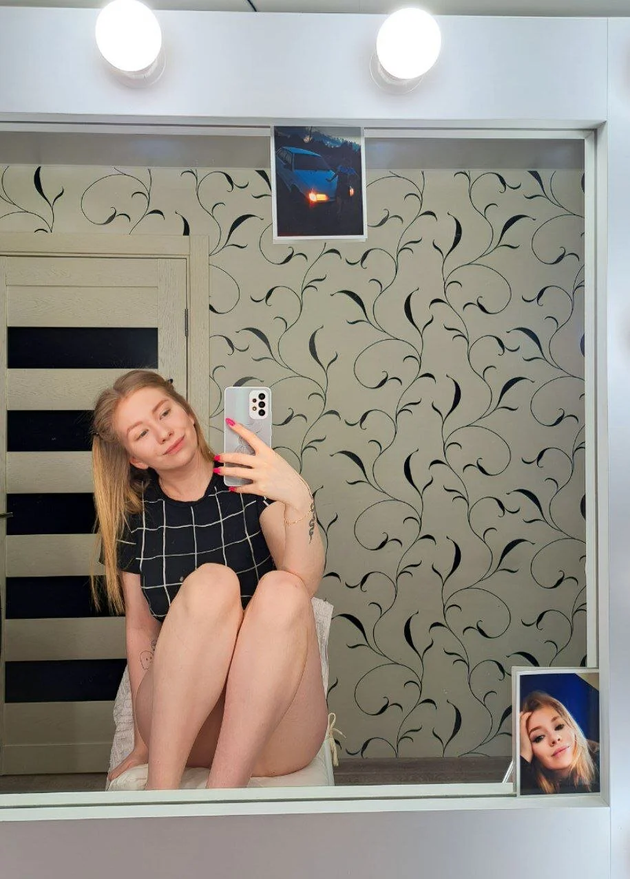 XXX Porn Photo of Nude D0nna_ 16