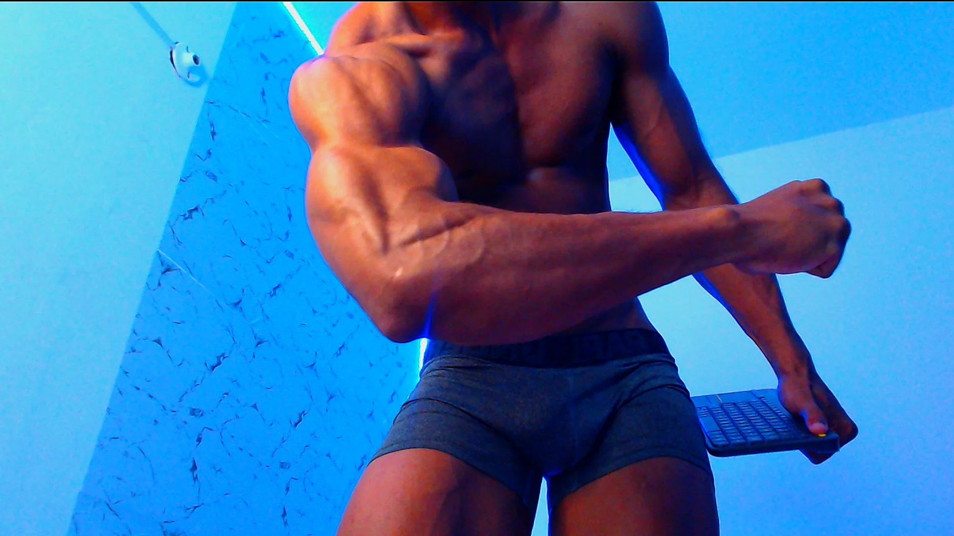 XXX Porn Photo of Nude ken__owens 104