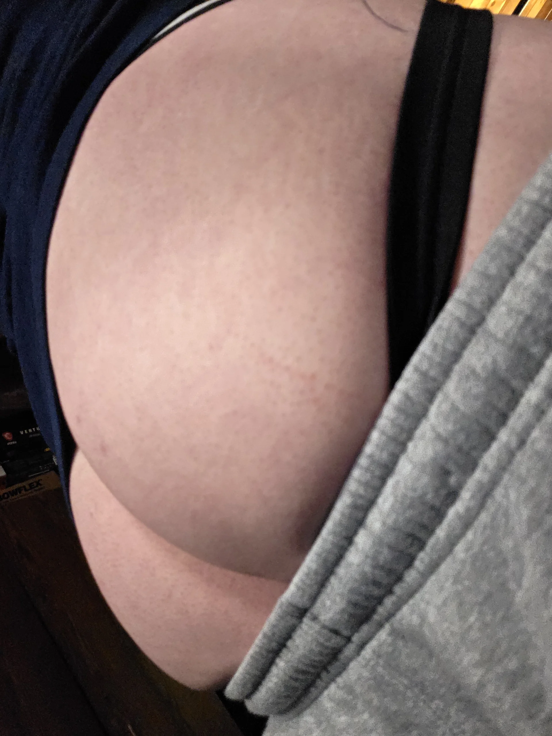 XXX Porn Photo of Nude DLCheeks 3