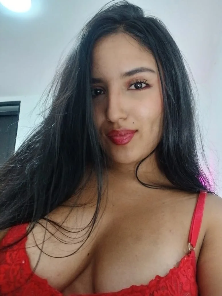 XXX Porn Photo of Nude viioleta_stone 2