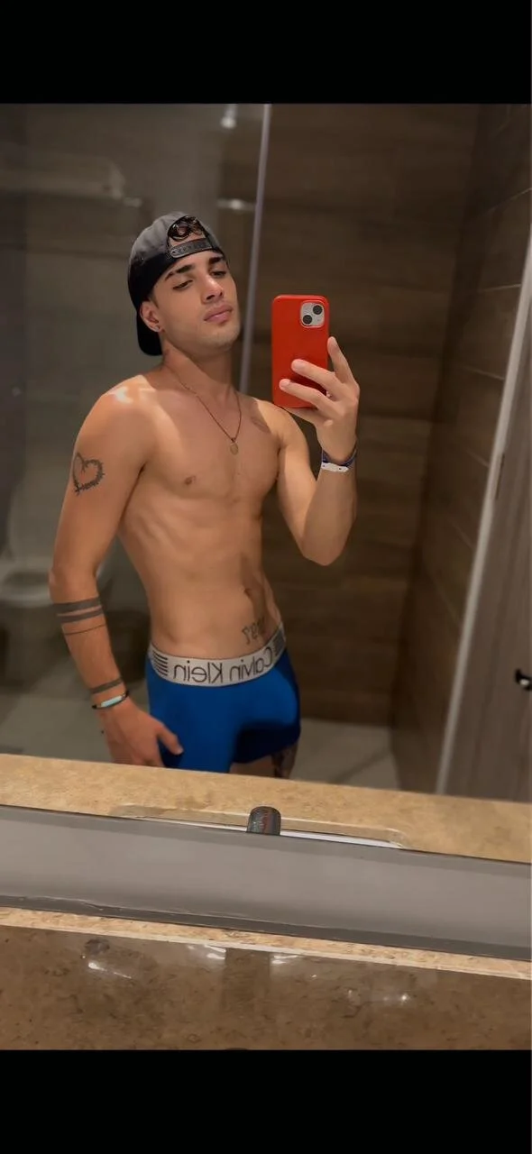 XXX Porn Photo of Nude jean_pier_latin 2