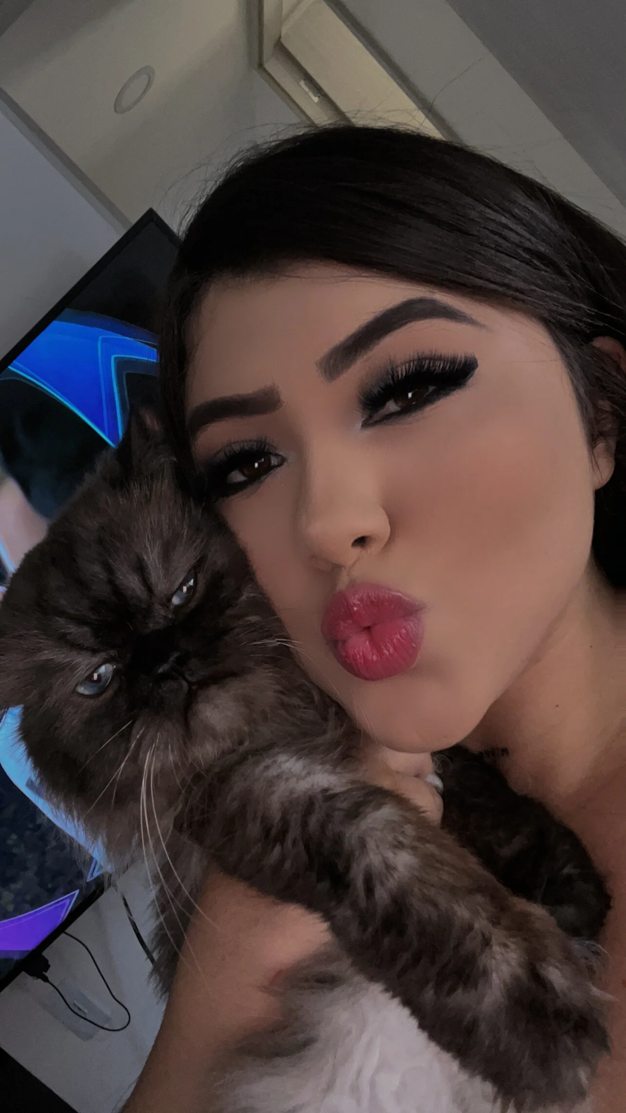 XXX Porn Photo of Nude camilawhite__ 2