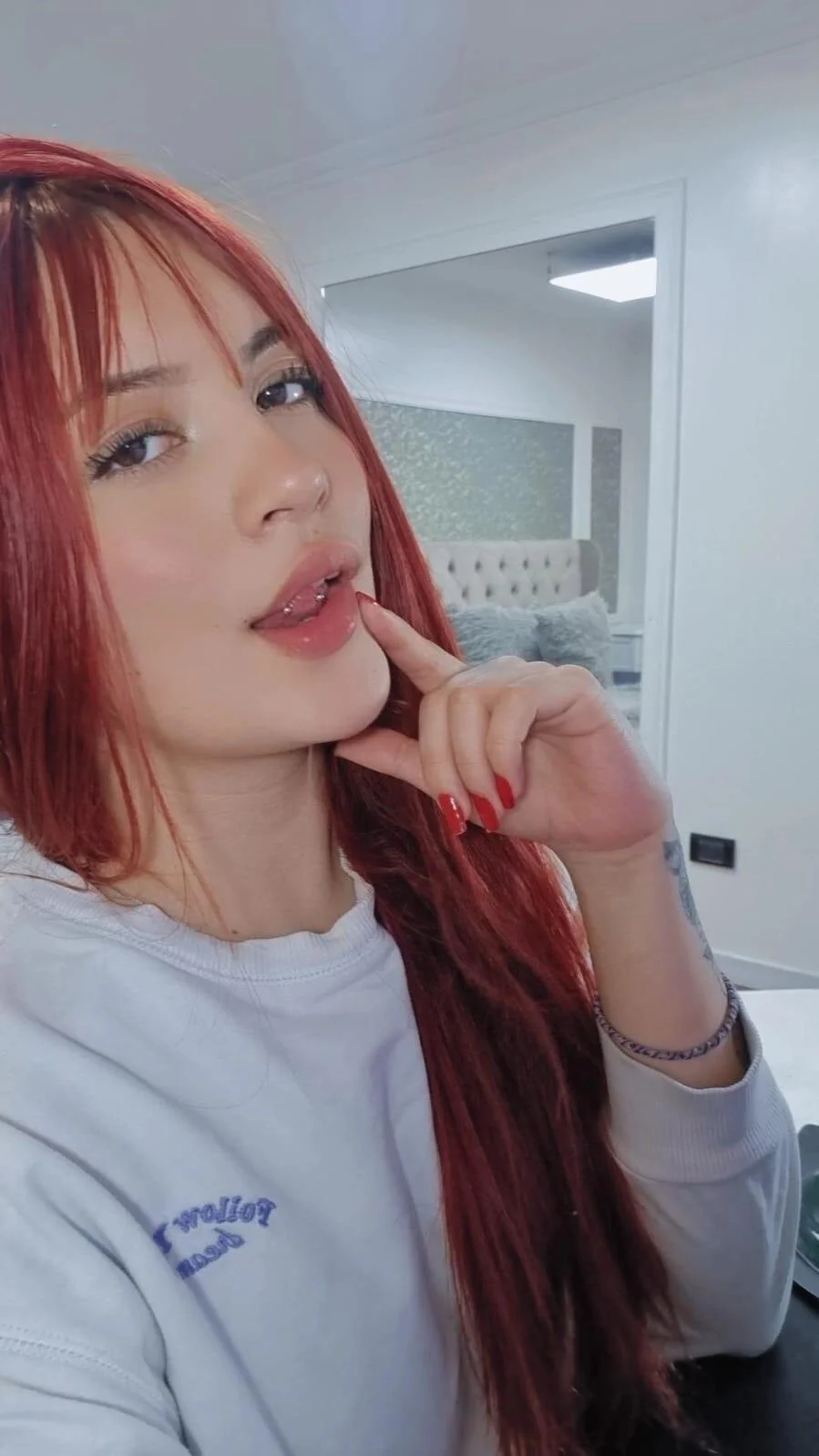 XXX Porn Photo of Nude Jolie_price 37