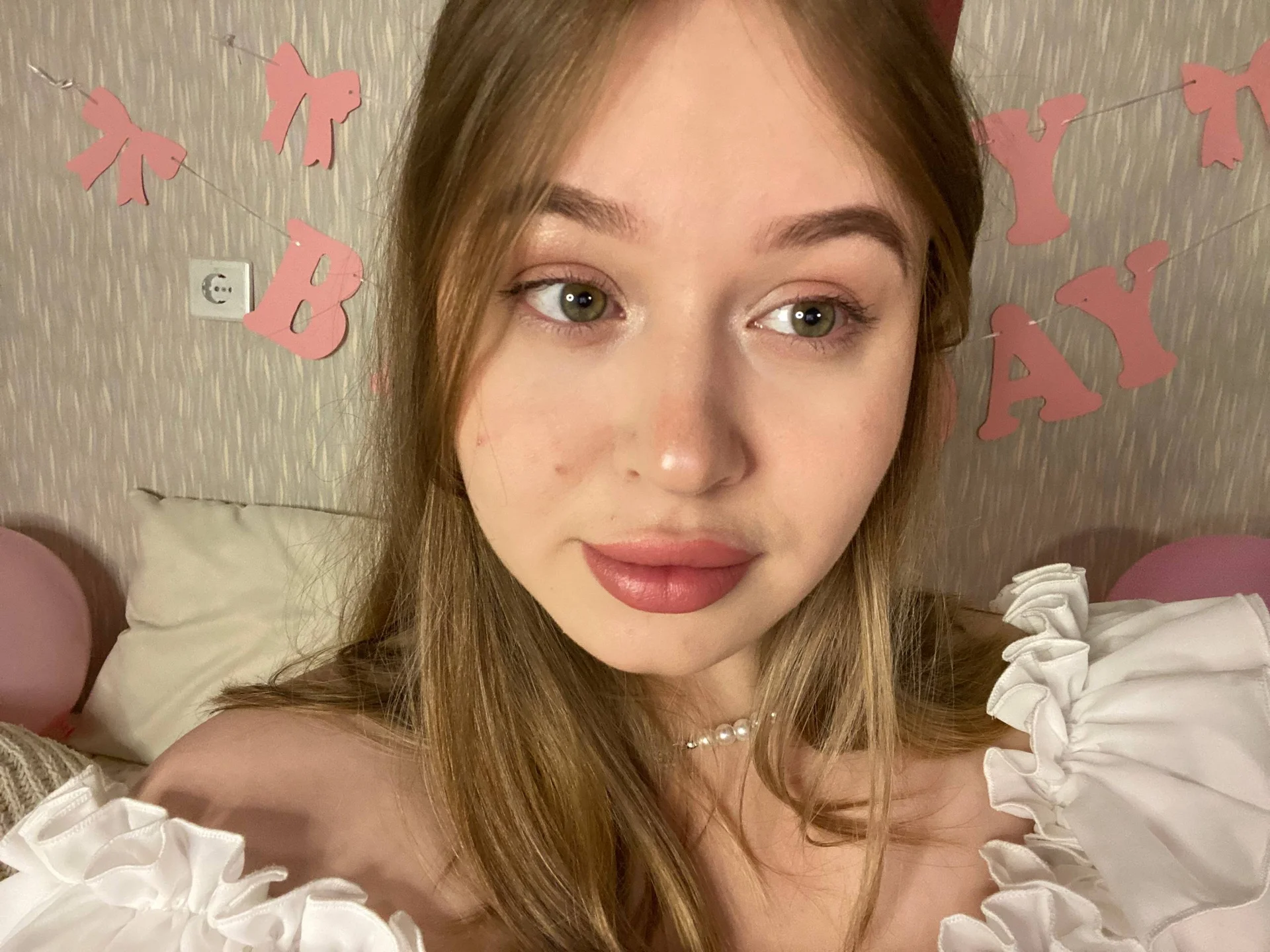 XXX Porn Photo of Nude low_signal 6