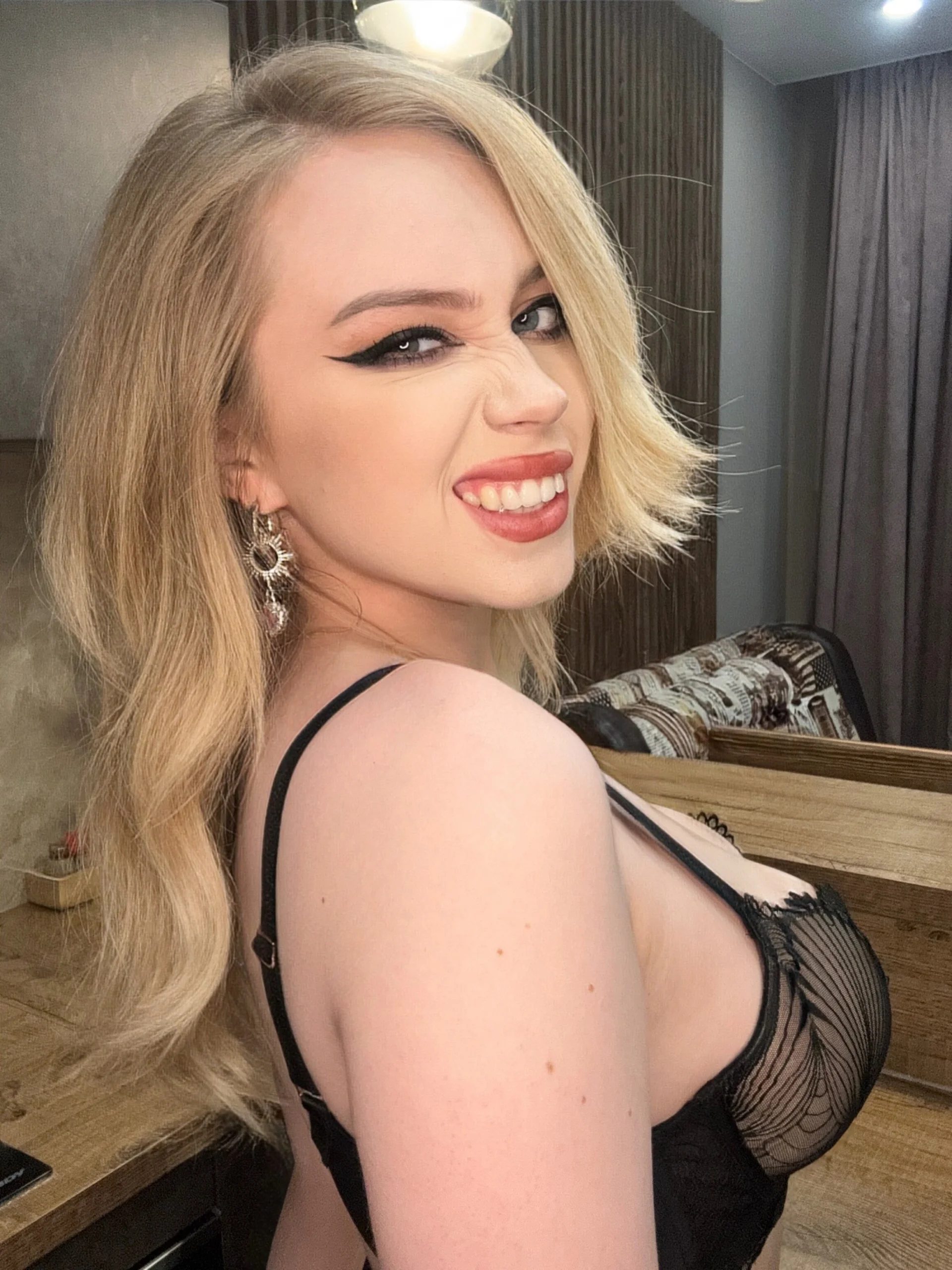 XXX Porn Photo of Nude AsteriaHamel 7
