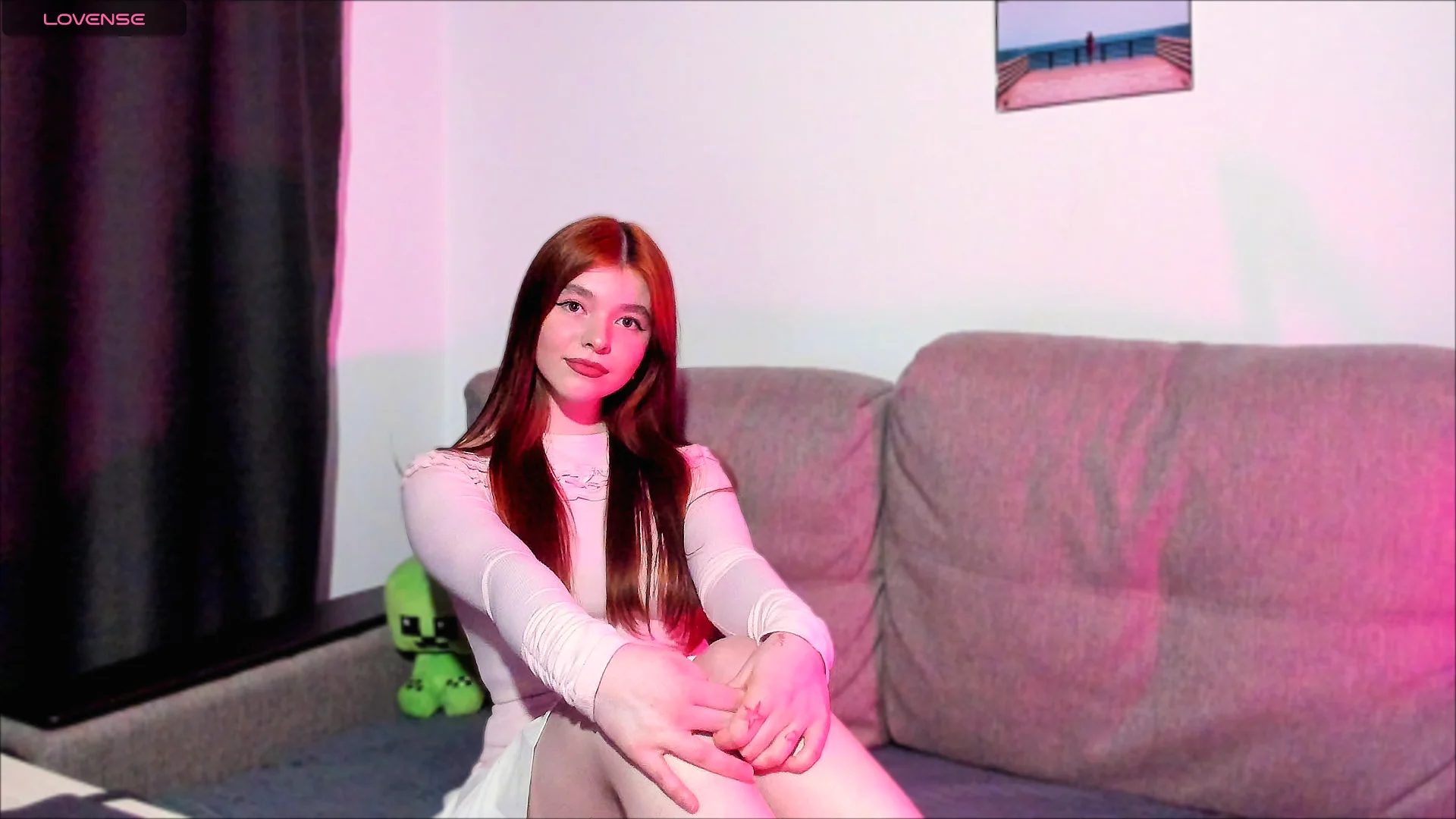 XXX Porn Photo of Nude honeywifey 1