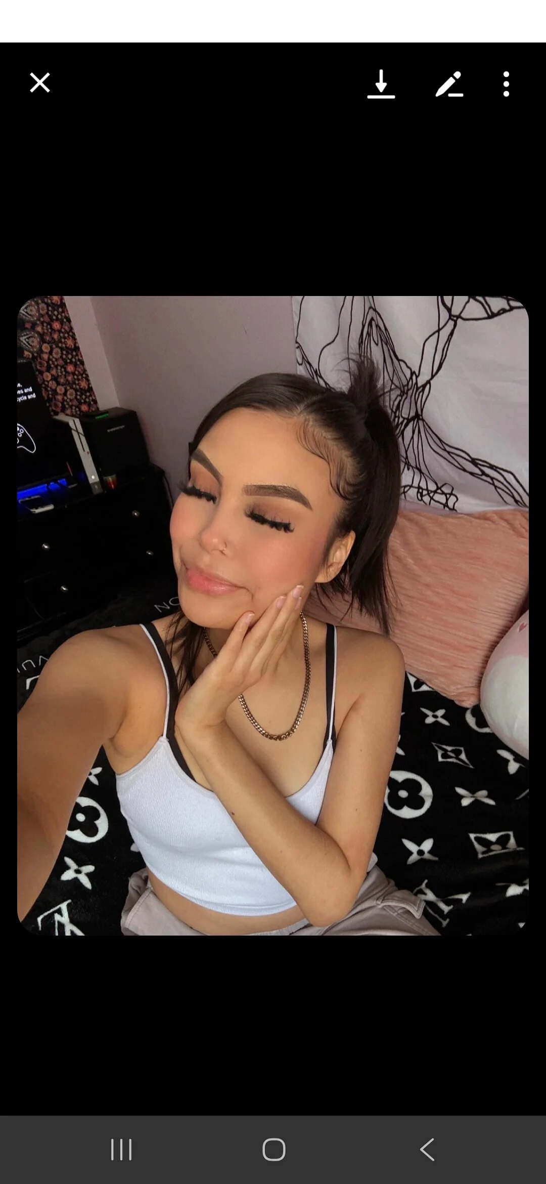 XXX Porn Photo of Nude lillytiller 1