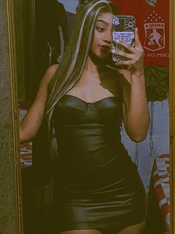XXX Porn Photo of Nude Adelehottman 5