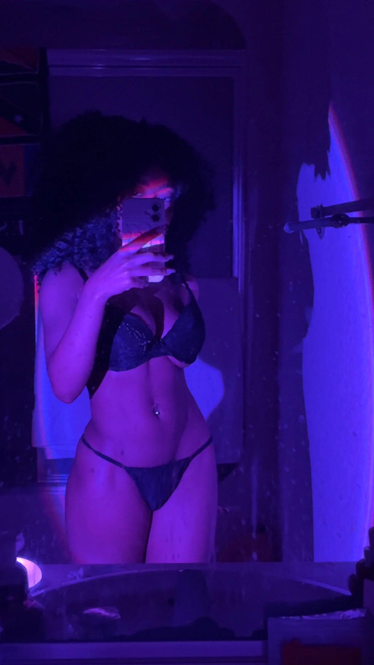 XXX Porn Photo of Nude lifeoftt_19xx 145