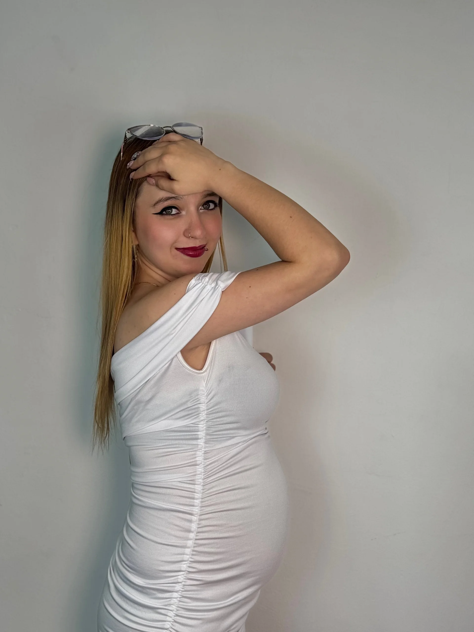 XXX Porn Photo of Nude Liaroberts1 116