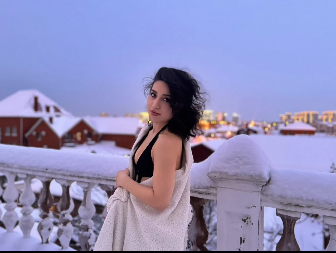 XXX Porn Photo of Nude Maya_Rogerss 18