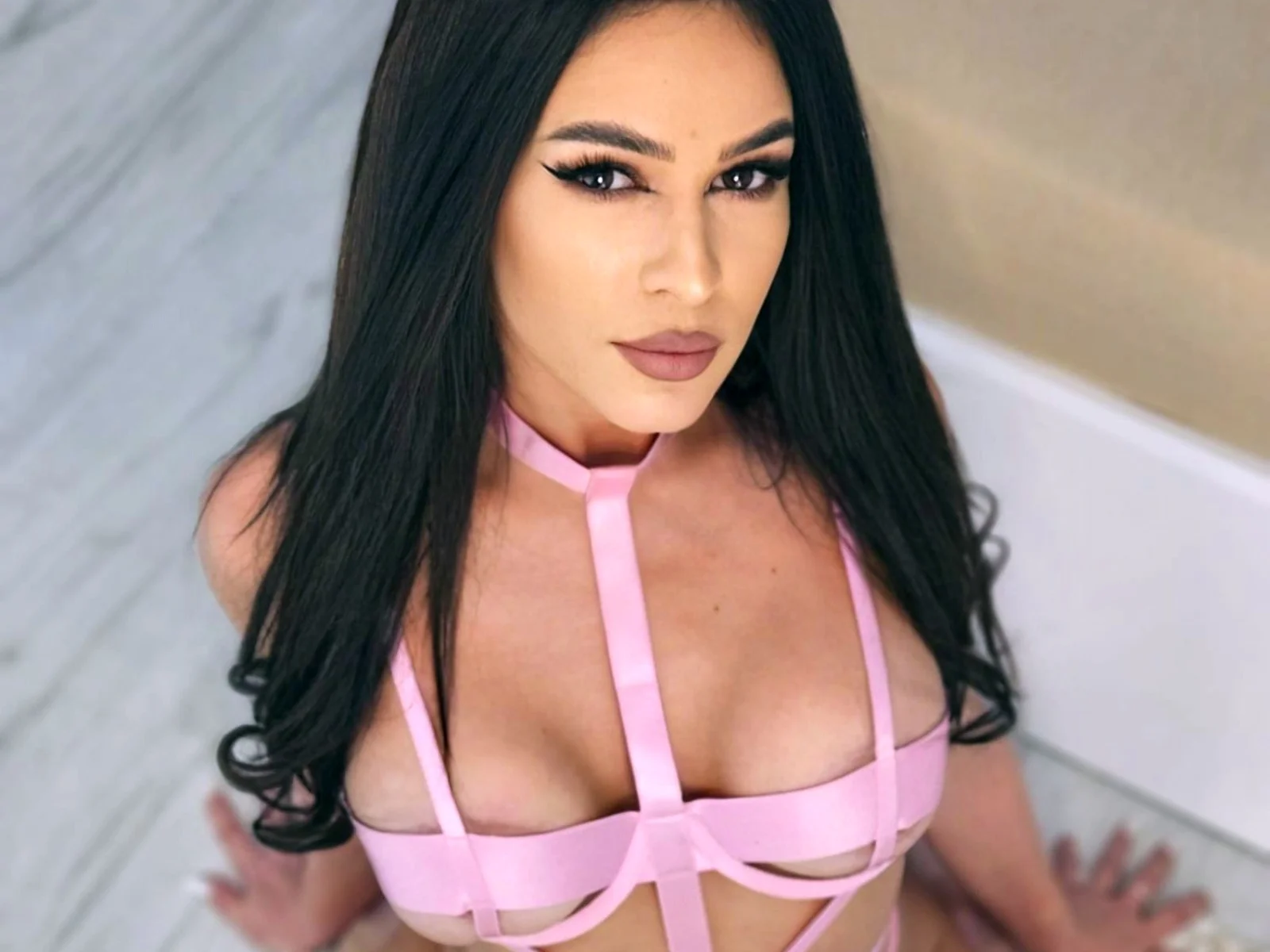XXX Porn Photo of Nude reyabaines 16