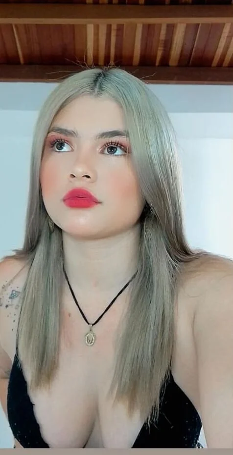 XXX Porn Photo of Nude chloejones__ 3