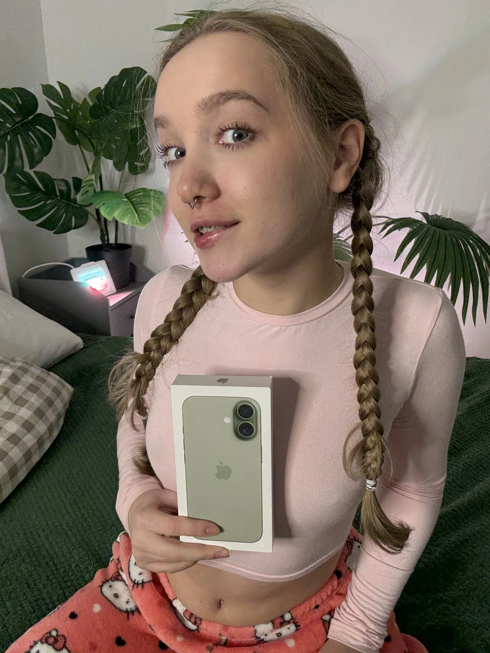 XXX Porn Photo of Nude bambi_lu 590