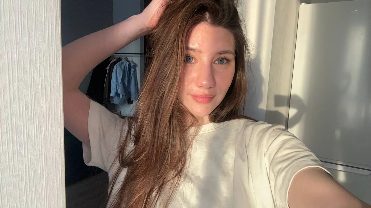 XXX Porn Photo of Nude CaitlynIida 5