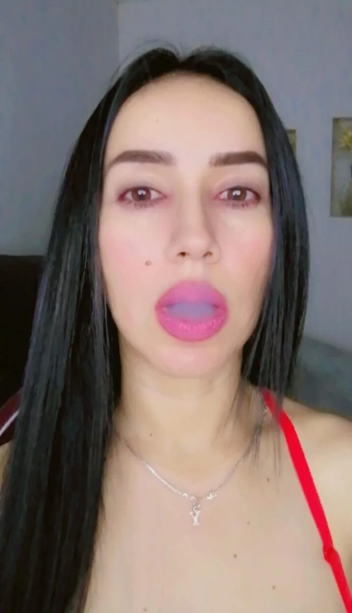 XXX Porn Photo of Nude YaraDuartee 2