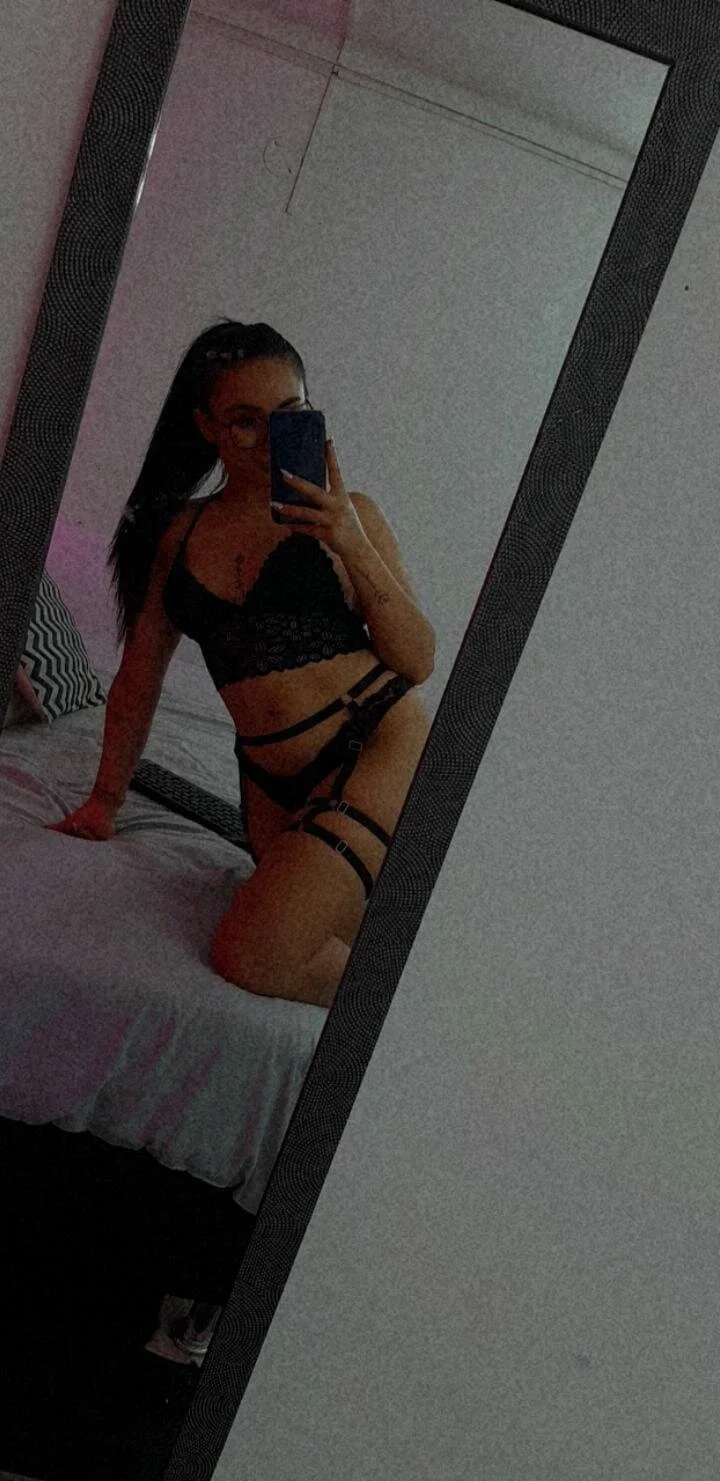 XXX Porn Photo of Nude girlofyourdreams09 5
