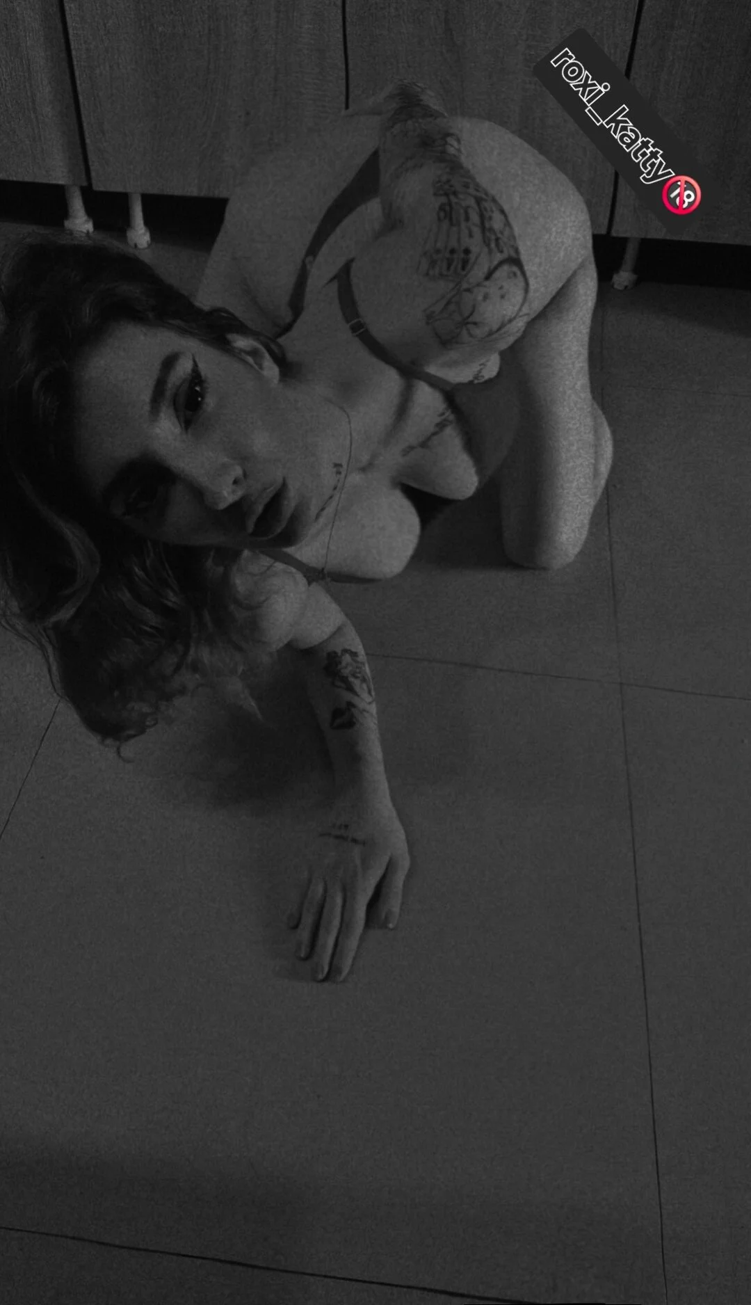 XXX Porn Photo of Nude roxi_katty 19