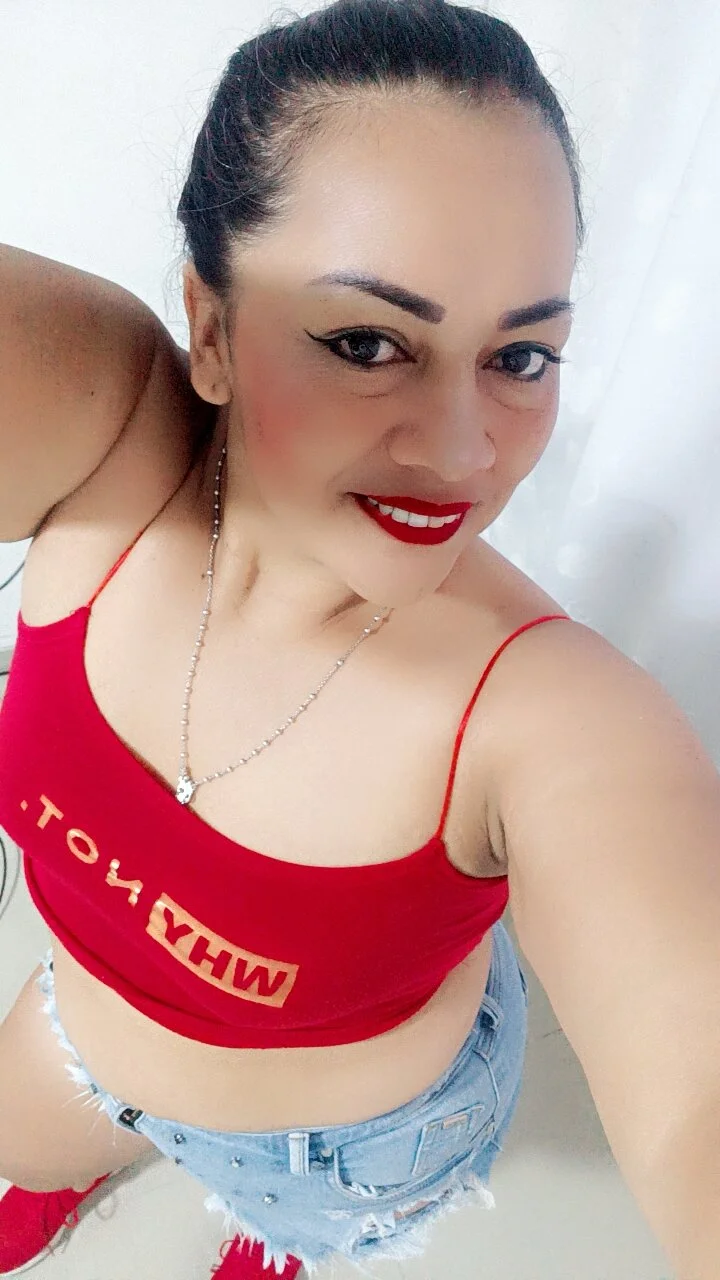 XXX Porn Photo of Nude Elianissquirt 5