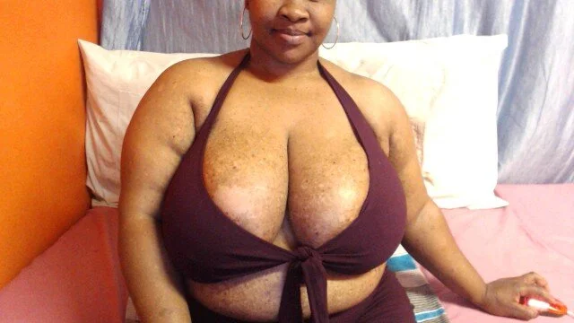 XXX Porn Photo of Nude sweetnoziexx 2