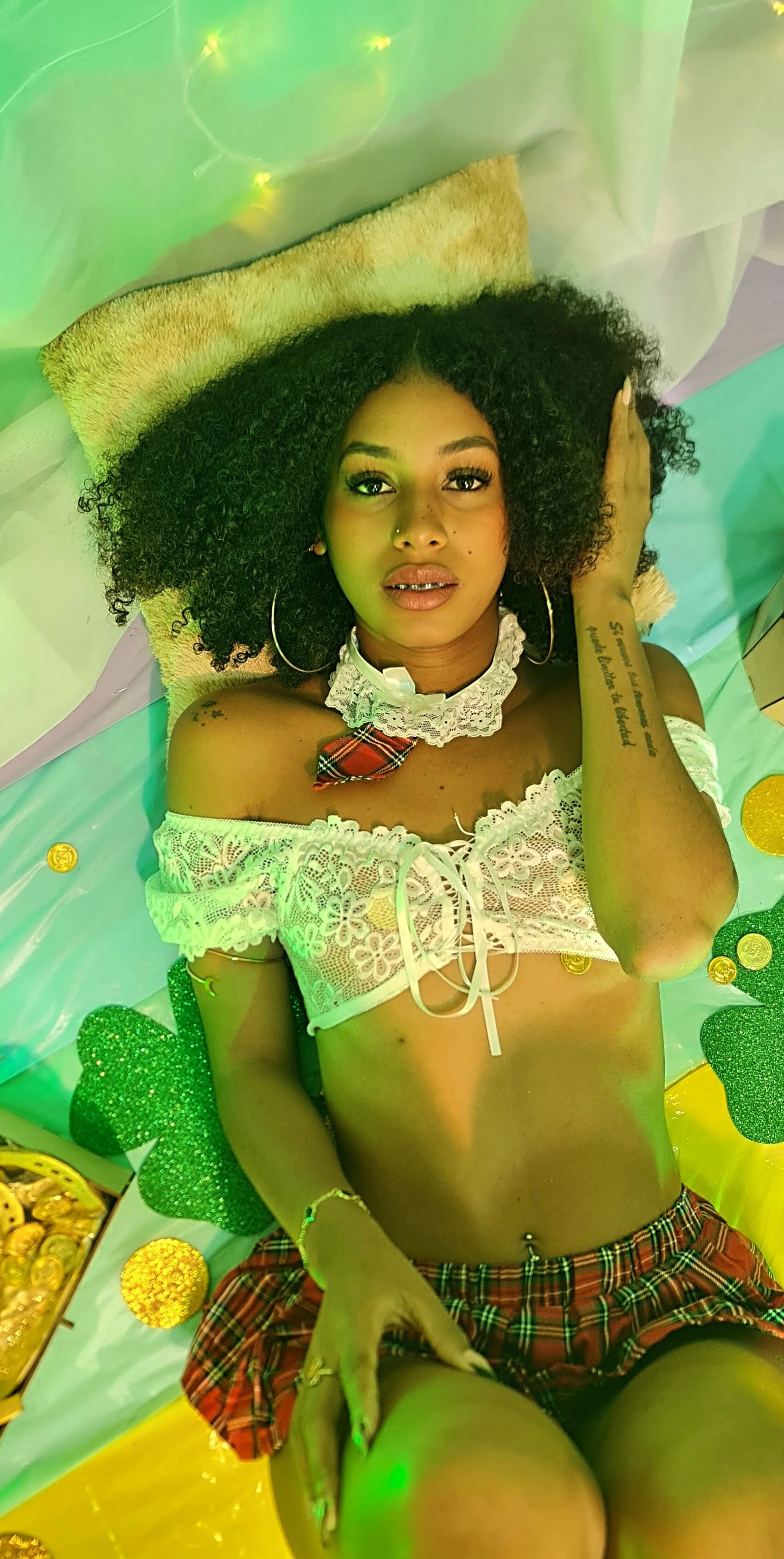 XXX Porn Photo of Nude YayaHilton 31