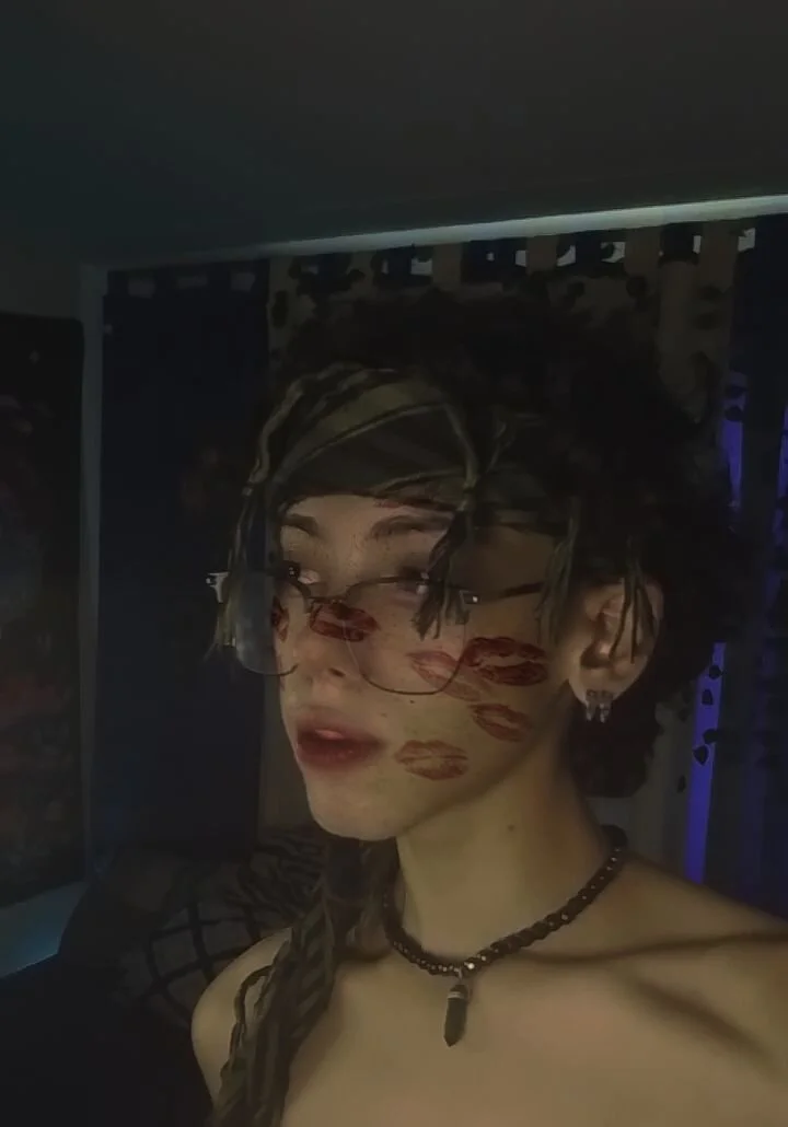 XXX Porn Photo of Nude Thedoll_ethan7 5