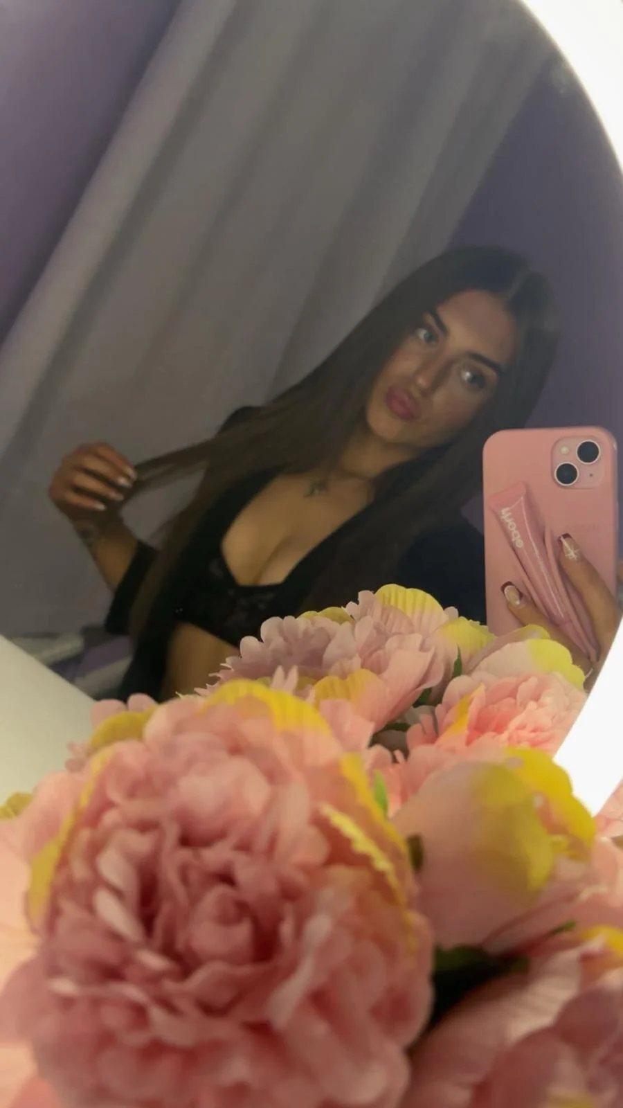 XXX Porn Photo of Nude peachcamm 2