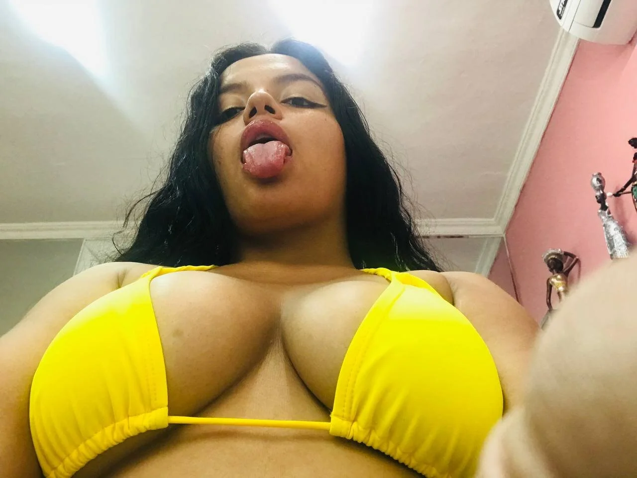 XXX Porn Photo of Nude KonyBell 2