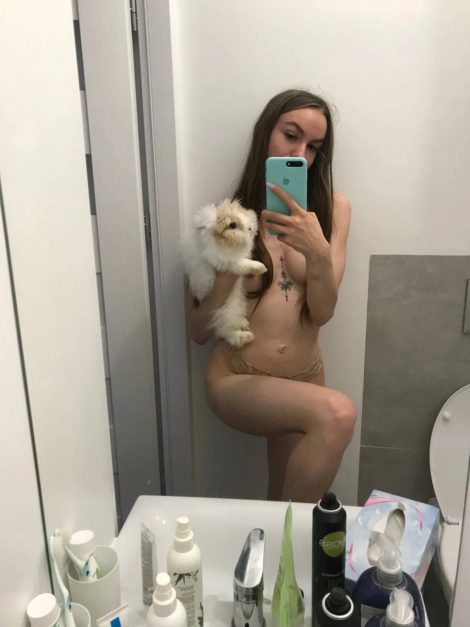 XXX Porn Photo of Nude Miss69Ri99 4
