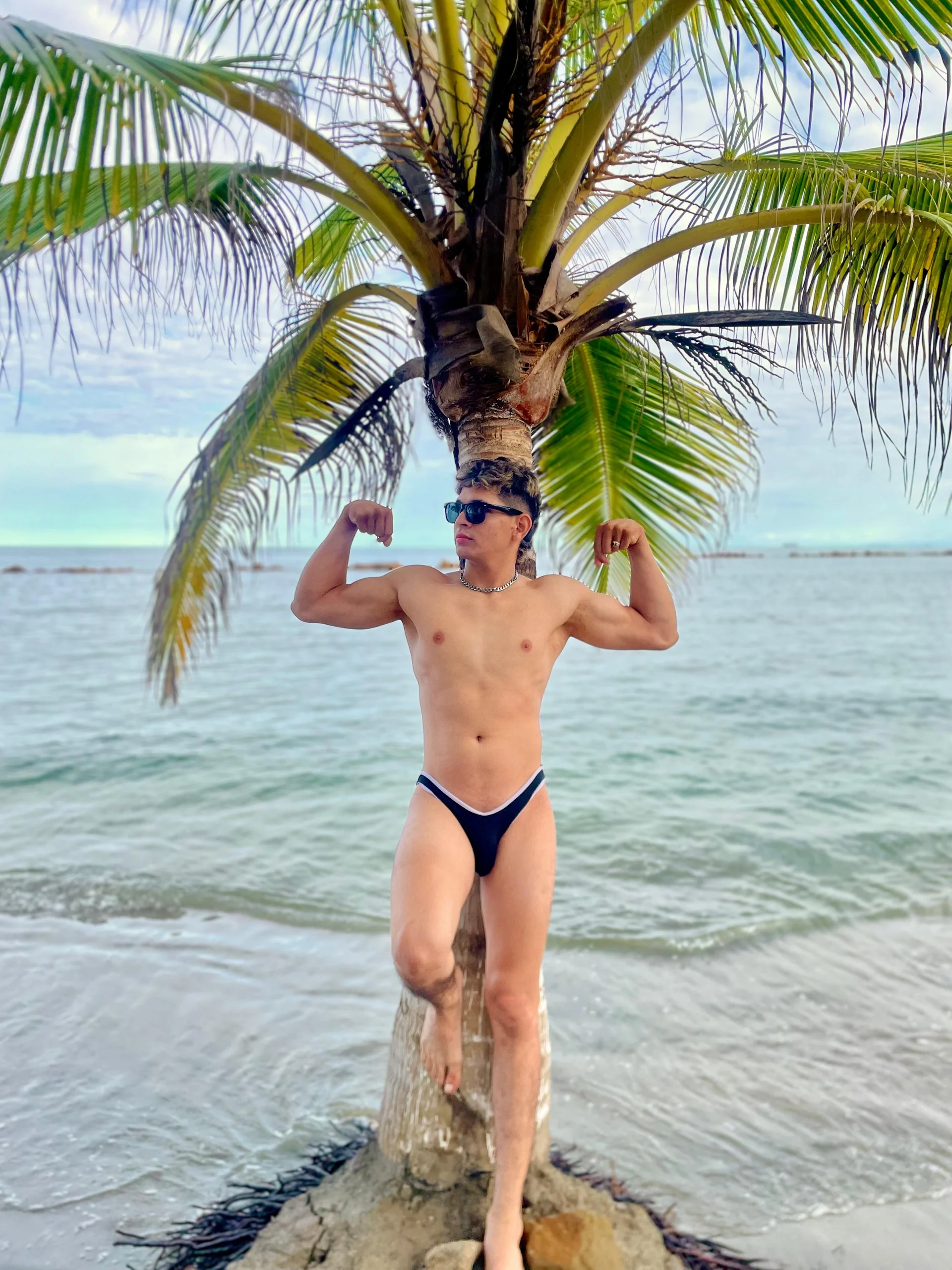 XXX Porn Photo of Nude Pedro_Luxx 13
