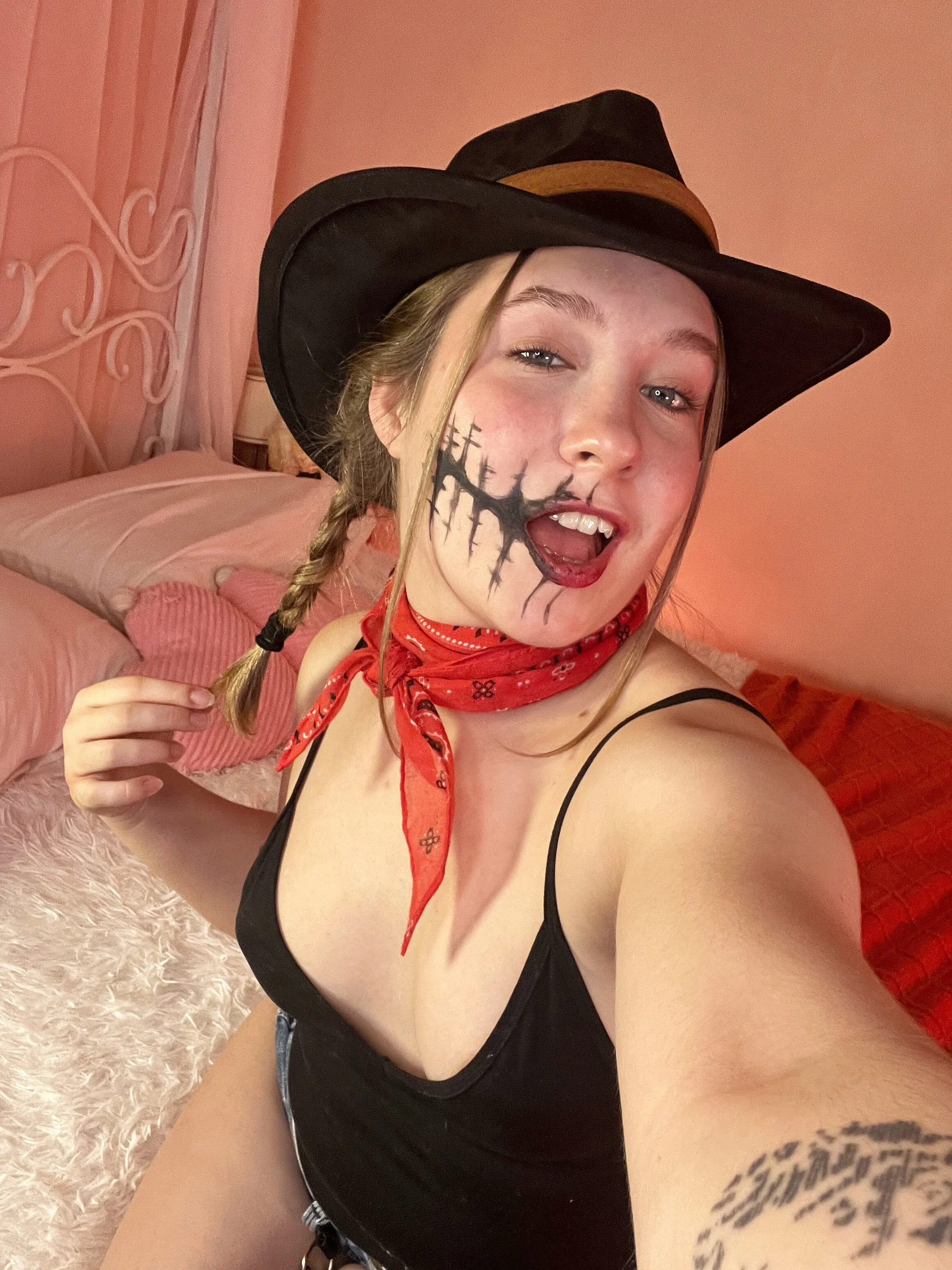 XXX Porn Photo of Nude saint_trisha 11