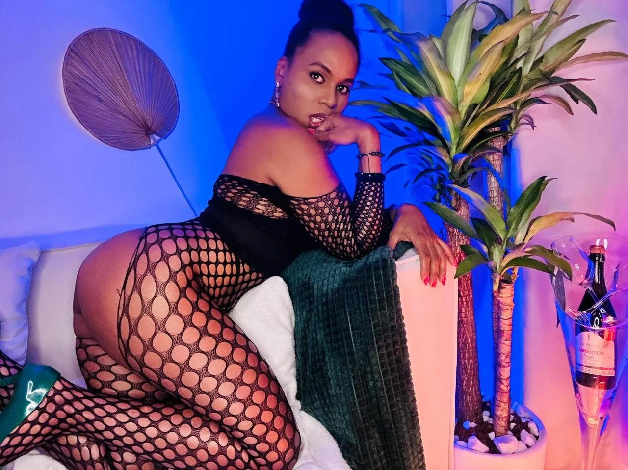 XXX Porn Photo of Nude AriebonyBrooke 2
