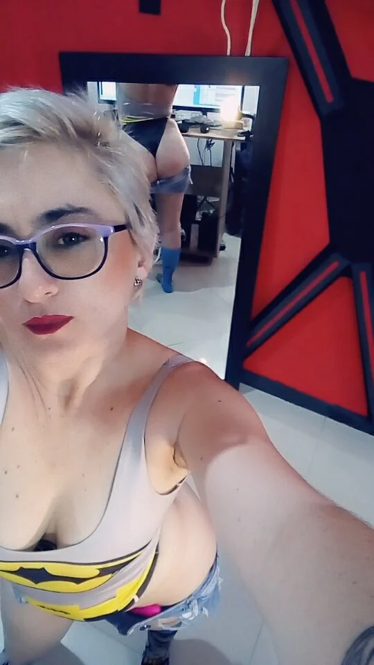 XXX Porn Photo of Nude lincebdsm 11