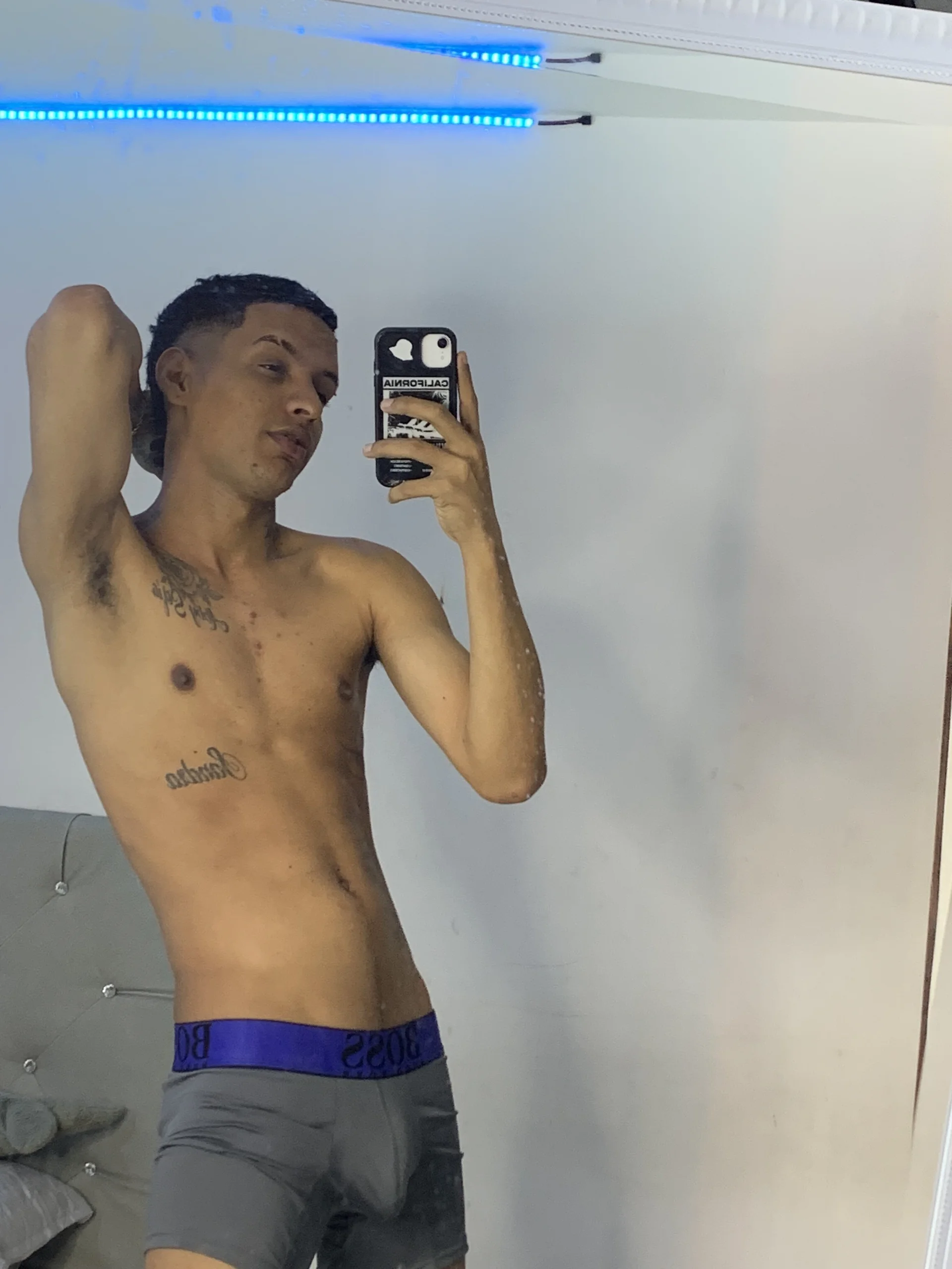 XXX Porn Photo of Nude twinkDuohot 9