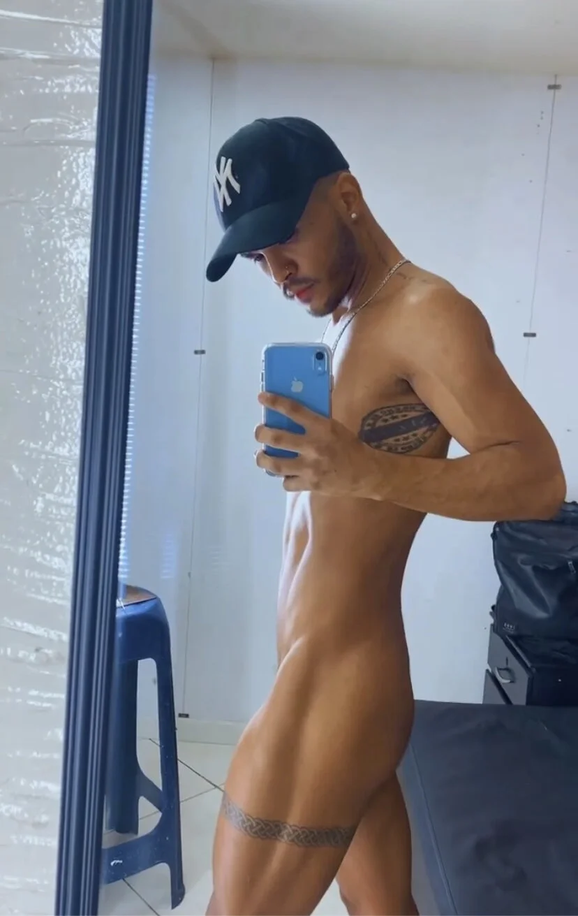 XXX Porn Photo of Nude ricky_vill_ 17